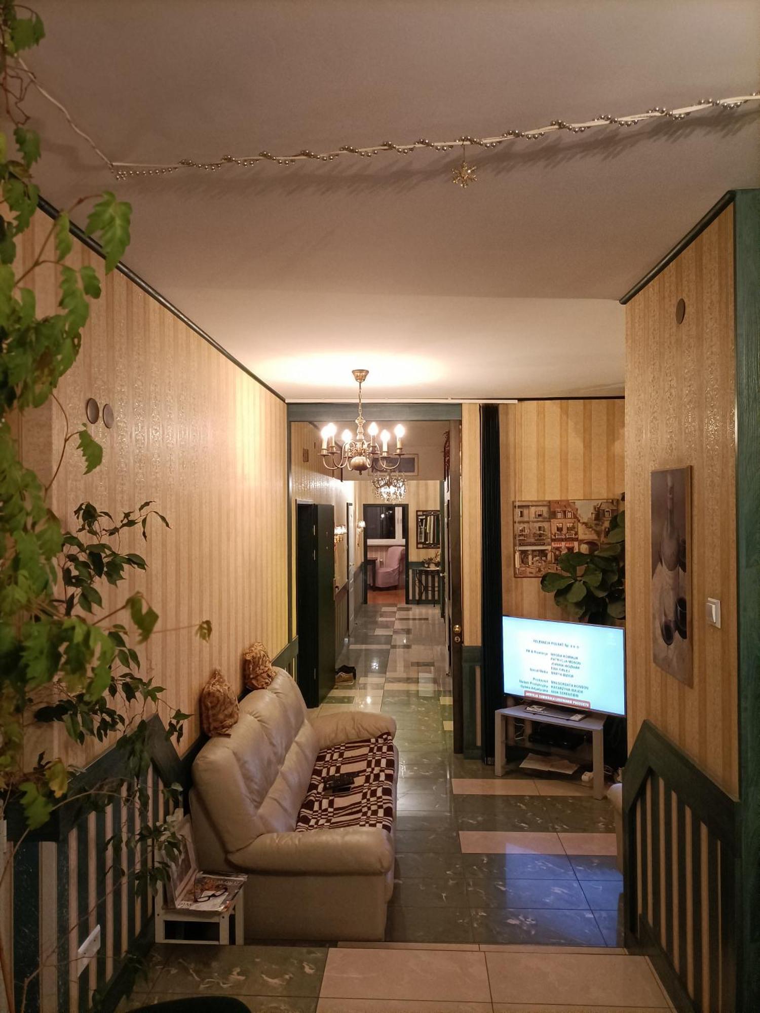 Metro Budget Place - Arkadia pokoje, apartamenty Varšava Exteriér fotografie
