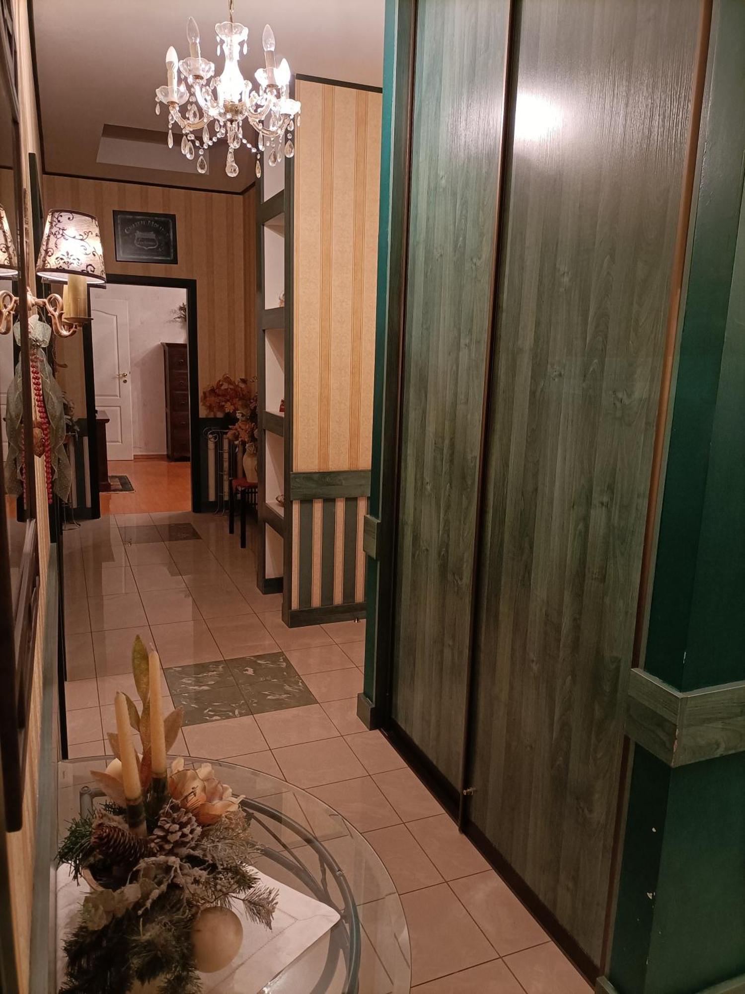 Metro Budget Place - Arkadia pokoje, apartamenty Varšava Exteriér fotografie