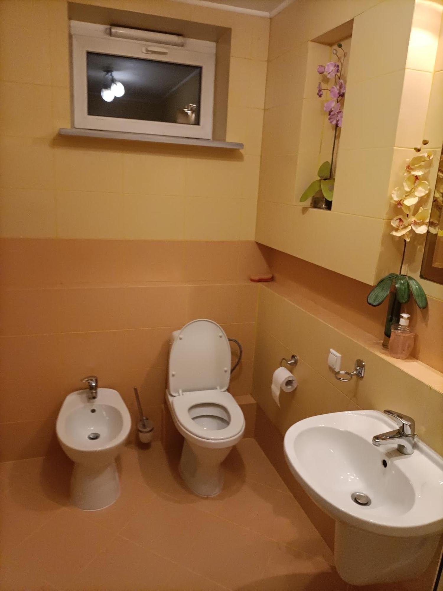 Metro Budget Place - Arkadia pokoje, apartamenty Varšava Exteriér fotografie
