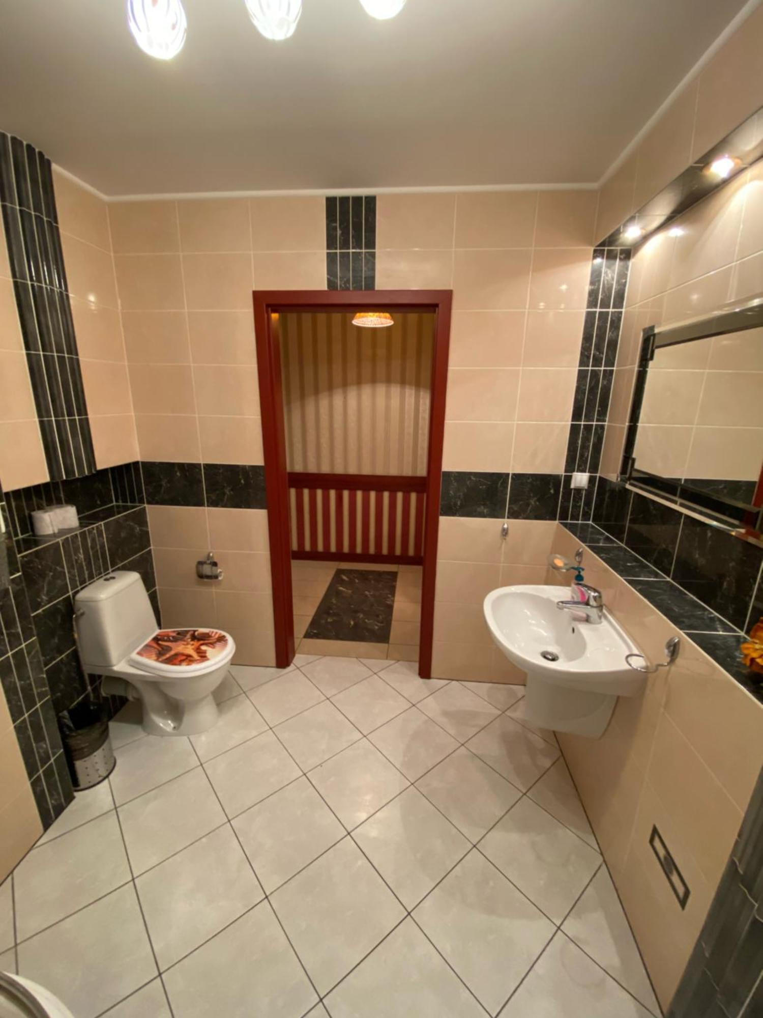Metro Budget Place - Arkadia pokoje, apartamenty Varšava Exteriér fotografie